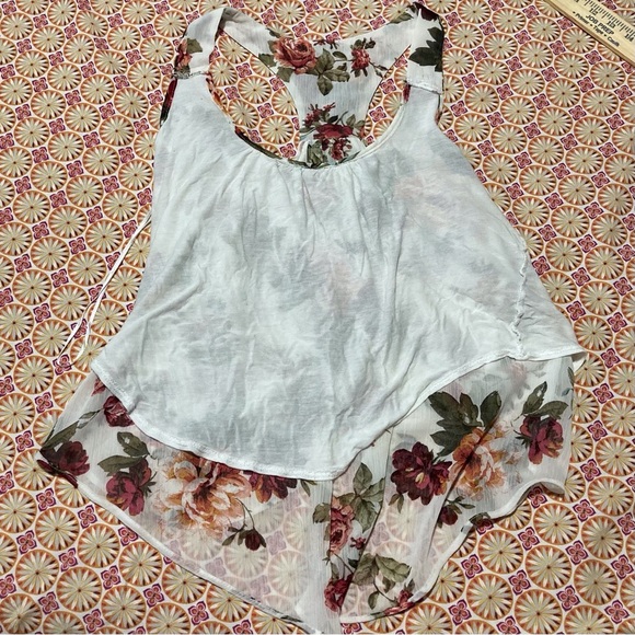 Ambiance Flowy Floral Tank Top with Split Back | White with Pink and Red Roses - Picture 9 of 9